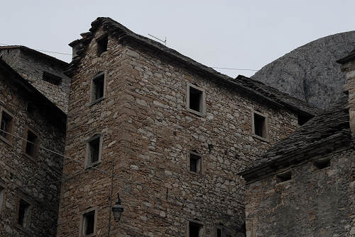 dettagli a Casso - Erto e Casso - Diga Vajont