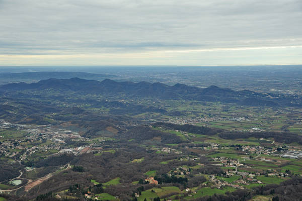 Covolo, sentiero Punta Frontal monte Scalare, valle San Liberale