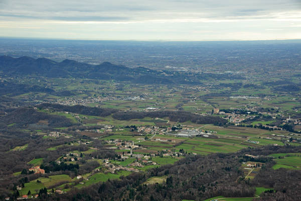Covolo, sentiero Punta Frontal monte Scalare, valle San Liberale