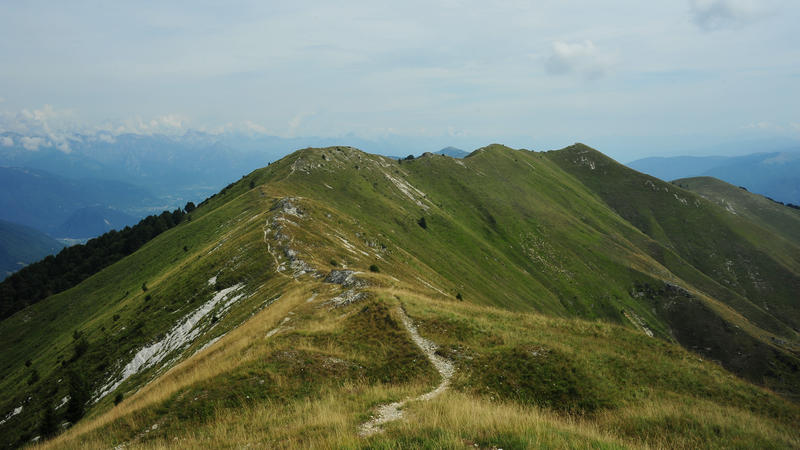 lungo la dorsale Cima-Grappa Solaroli