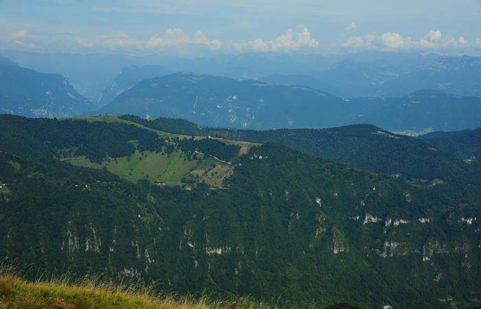 escursione dorsale CimaGrappa-Solaroli / Croce dei Lebi Col dell'Orso Salarolo Valderoa Fontanasecca Val delle Mure Cason del Sole Pian di Bala Val Vecia