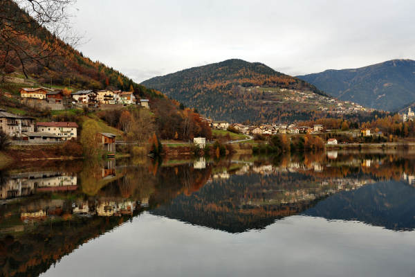 Altopiano di Pin&eacute;, laghi Serraia e Piazze, Lagorai