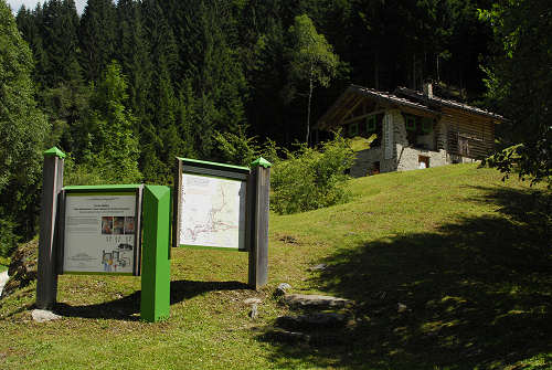 sentiero etnografico della Valle del Vanoi a Caoria di Canal San Bovo