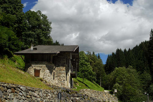 sentiero etnografico della Valle del Vanoi a Caoria di Canal San Bovo