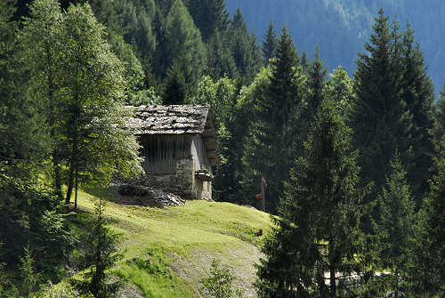 sentiero etnografico della Valle del Vanoi a Caoria di Canal San Bovo