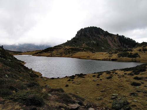 Lago delle Buse in alta Val Cadino al Manghen, Fiemme Lagorai