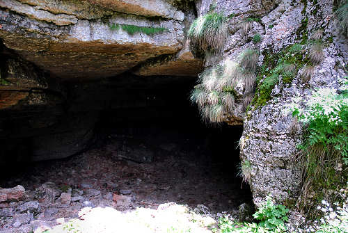 Grotta del Ciabattino al Corno d'Aquilio - Lessini, Montagna Veronese