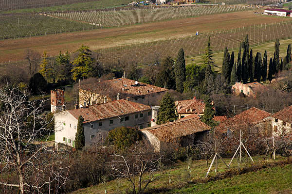 Valpantena, Santa Maria in Stelle