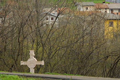sentieri e paesaggi a Bolca di Vestenanova - Val d'Alpone, Lessinia Orientale