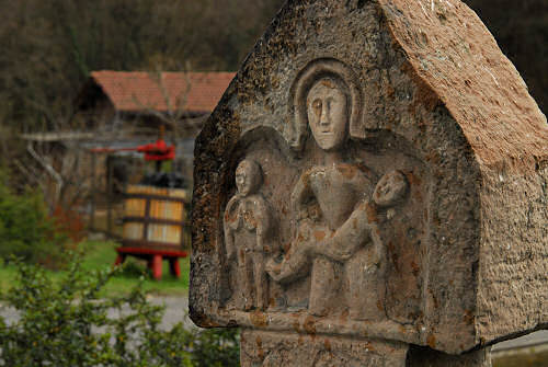 sentieri e paesaggi a Bolca di Vestenanova - Val d'Alpone, Lessinia Orientale