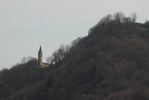 sentieri e paesaggi a Bolca di Vestenanova - Val d'Alpone, Lessinia Orientale