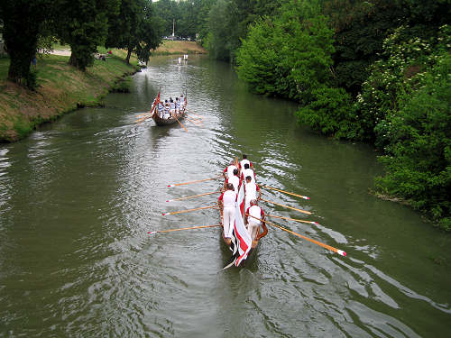voga alla Veneta sul Piovego a Padova
