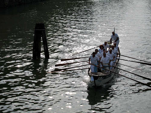 voga alla Veneta sul Piovego a Padova