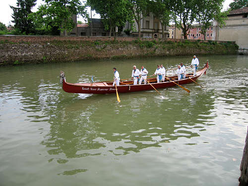 voga alla Veneta sul Piovego a Padova