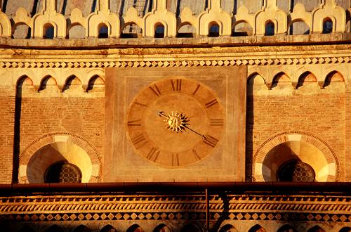 Padova, il palazzo della Ragione, il Salone, le piazze Erbe Frutta