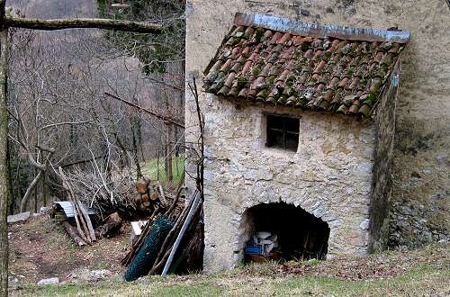 Val di Tovo, Valle di Posina, Castana Laghi
