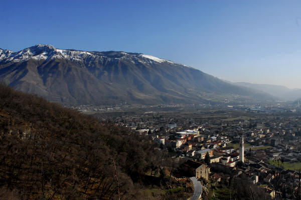 Piovene Rocchette, Sentiero Gerolimini al monte Summano