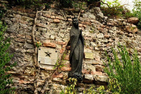 Santuario di Santa Maria in Panisacco, Maglio di Sopra, Valdagno