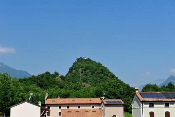 Castello di Meda, Eremo Rocca di Meda, Cappello del Doge - Velo d'Astico