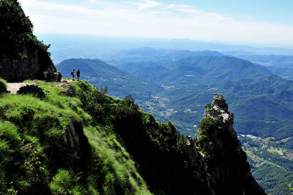 Strada delle 52 gallerie al monte Pasubio, da passo Xomo bocchetta Campiglia al rifugio gen. A.Papa