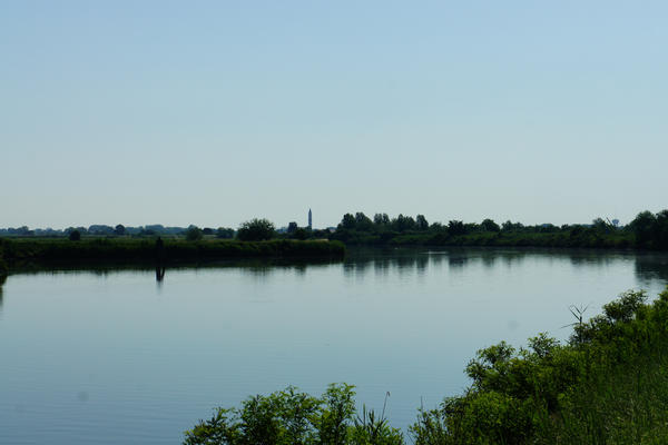 giro cicloturistico tra Adria e Porto Viro lungo gli argini del Canal Bianco e del fiume Po