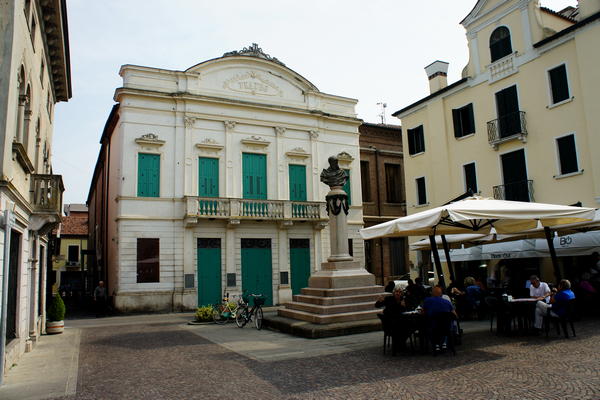 itinerario cicloturistico Adige Canalbianco Po, Boara Pisani, Lusia, Lendinara, Fratta Polesine, Arquà Polesine, Rovigo