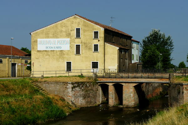 itinerario cicloturistico Adige Canalbianco Po, Boara Pisani, Lusia, Lendinara, Fratta Polesine, Arquà Polesine, Rovigo