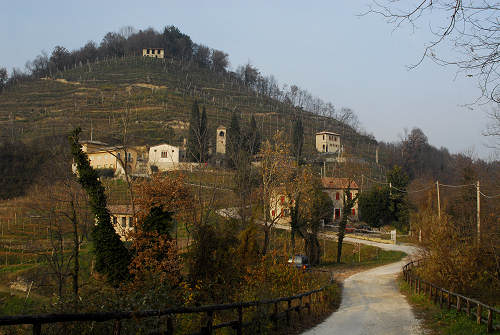 Farra di Soligo, Santuario di Collagù, Torri del Credazzo