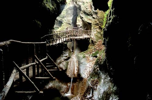 Fregona, grotte del Caglieron