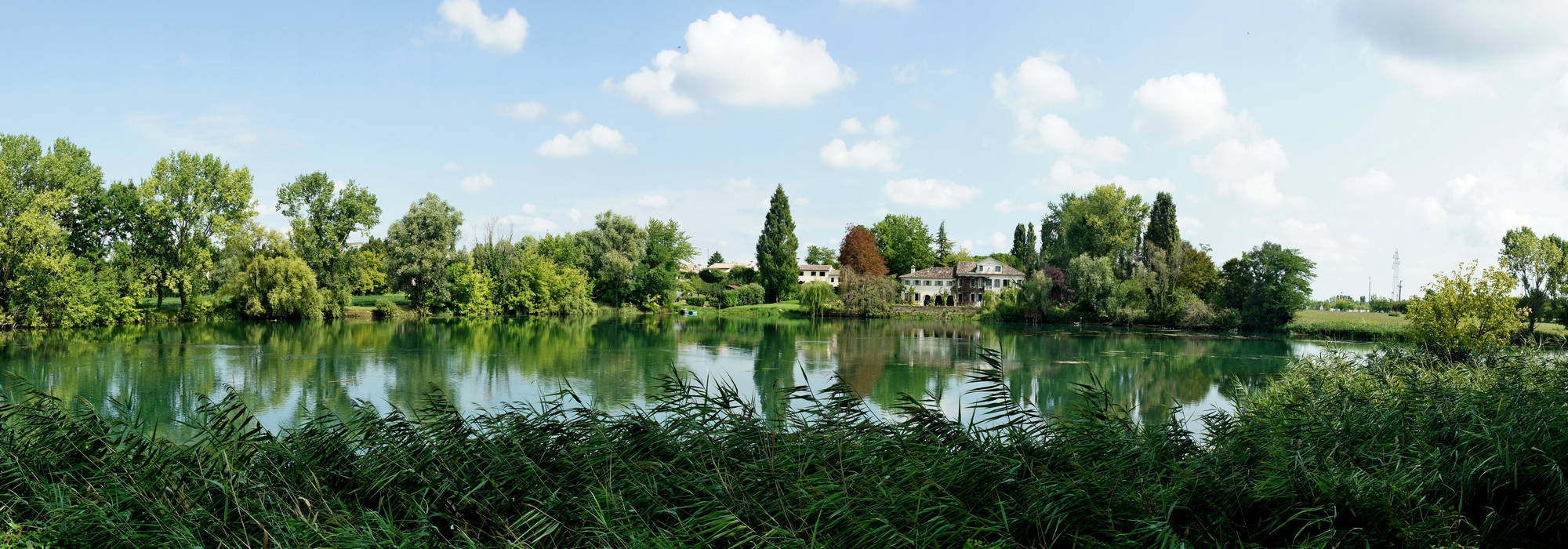 villa lungo il fiume Sile
