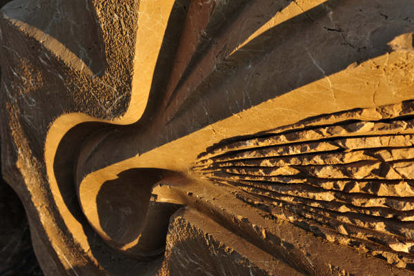 Scogliera Viva, sculture nella massicciata lungomare di Caorle