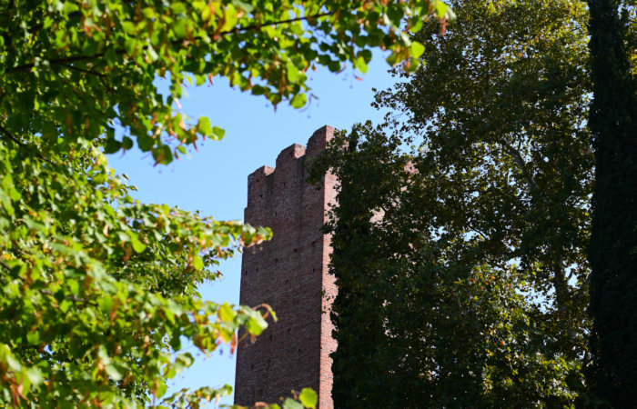 Rocca dei Tempesta o Rocca Malatesta a Noale, entroterra veneziano