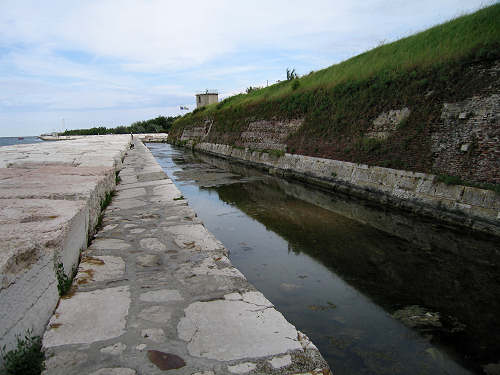 Forte San Felice - diga foranea Murazzi a Sottomarina di Chioggia - Venezia