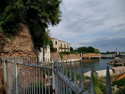 Forte San Felice - diga foranea Murazzi a Sottomarina di Chioggia - Venezia