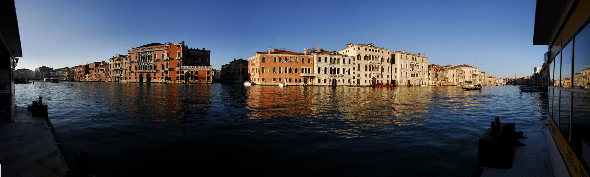 Canal Grande e ponte di Rialto a Venezia